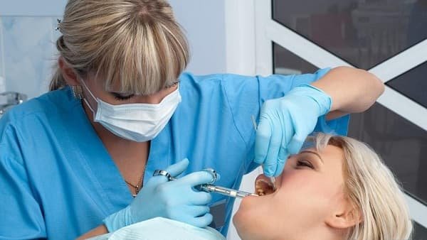 Dental Hygienist Course India